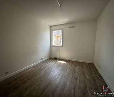 Location Appartement 2 pièces 49m² - Photo 3