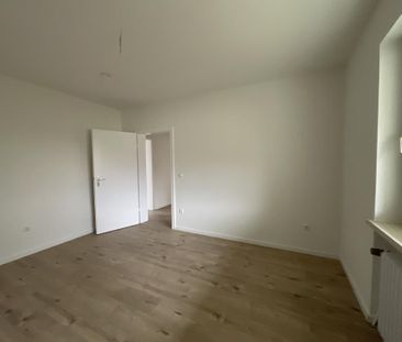 2-Zimmer-Wohnung mit Balkon in Wilhelmshaven-Fedderwardergroden mieten - Photo 1