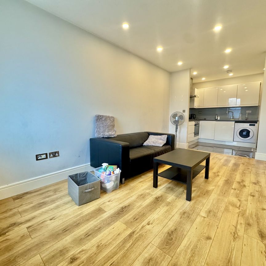 Prince Of Wales Road, Norwich - Photo 1