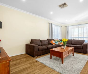 Welcome to 9 Jolley Rise, Harkness - A Comfortable, Low-Maintenance... - Photo 3