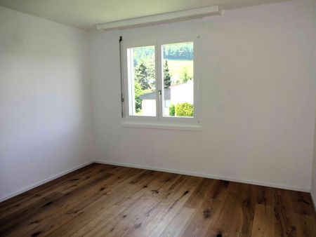 4.5 Zimmer, 95 m², 2. Stock - Photo 2