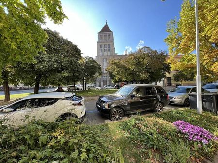 Pronájem bytu 2+1 v Brně - Králově Poli - Fotografie 2
