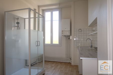 Avenue de la Révolution - maison 5 chambres - Photo 3