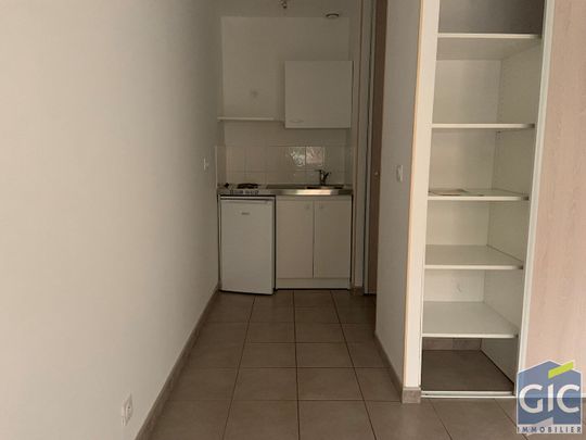 Location Appartement 1 pièce 17m² - Photo 1