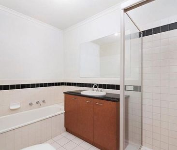 2/20 Cedric Street, Ivanhoe East - Photo 1