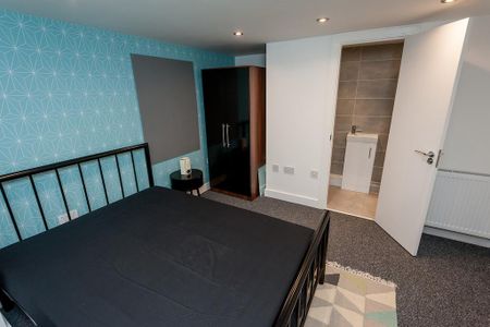 5 bedroom apartment to rent - Photo 5