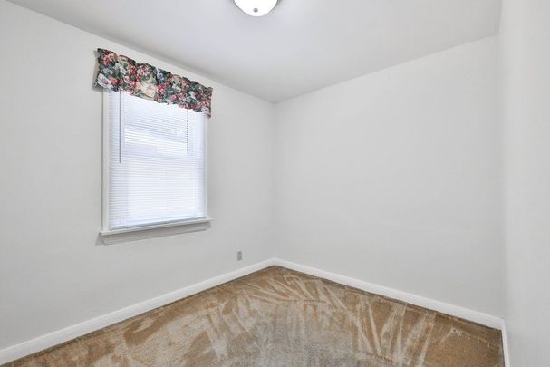 For Lease - 68 Oriole Avenue, Mississauga, Ontario - Photo 1