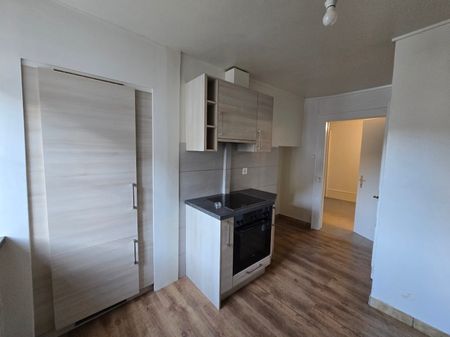 Spacieux appartement de 4 pièces au centre de Fleurier - Photo 4