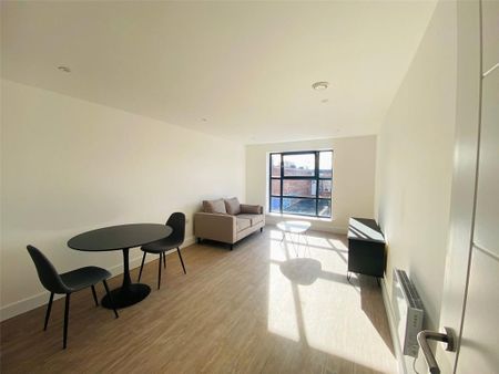 1 bedroom apartment to rent - Photo 2