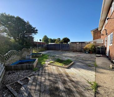 2 bedroom end of terrace house to rent - Photo 1