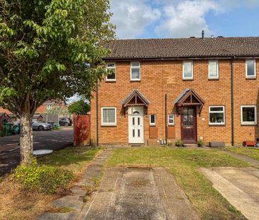 2 bedroom end of terrace house to rent - Photo 1