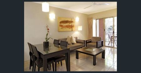 Chic 1 Bed, 1 Bath in the Sought after Cairns One - Photo 4