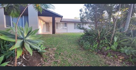 Room with ensuite $325 fully furnished - Photo 5