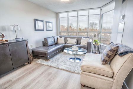 For Lease - 1110 Walden Circle Unit# 405, Mississauga, Ontario - Photo 2