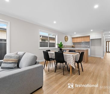 Brand New 3-Bedroom Semi-Detached Residence! - Photo 4