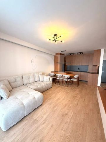 Apartament de inchiriat / etaj intermediar / Zona Eroilor - Photo 4