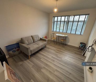 1 bedroom flat to rent - Photo 3