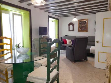 Piso en alquiler en Centro - Foto 4