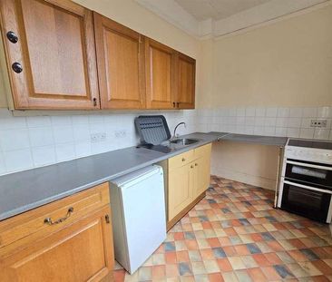 Ramshill Road, Scarborough, YO11 - Photo 2