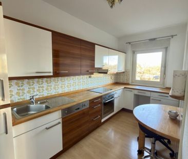 SEHR GEPFLEGTE UND HELLE CA. 72m² GROSSE (inkl. der Loggia) 2-ZIMME... - Photo 5