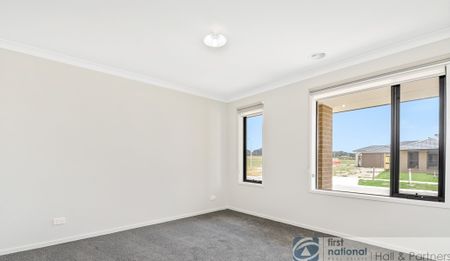 29 Hekela Street, Clyde North - Photo 5