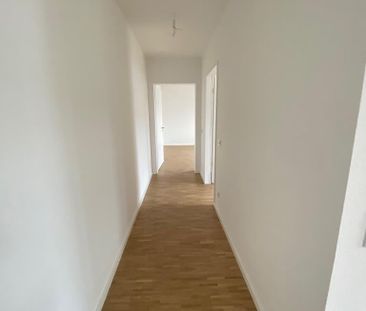 Großzügige 3-Zimmer-Wohnung mit Balkon in der Lincoln-Siedlung. - Photo 6