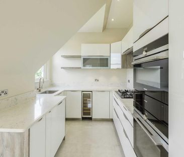 2 bedroom penthouse to rent - Photo 5