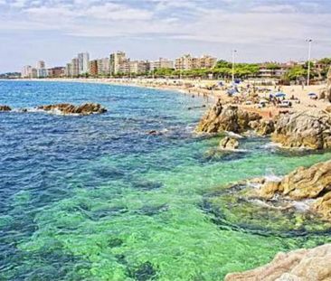 Piso de alquiler en Passeig Marítim, 166, Centre - Platja - Photo 3