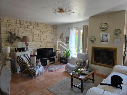 Location Maison 5 pièces 137m² SEILLANS 83440 - Photo 1
