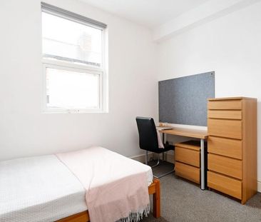 4 bedroom terraced house to rent - Photo 4