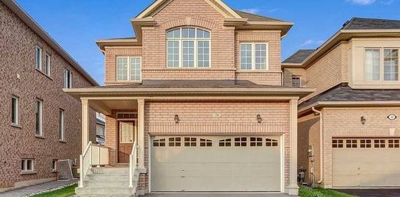 Amazing 4Bedroom Whole House In Stouffville! - Photo 2