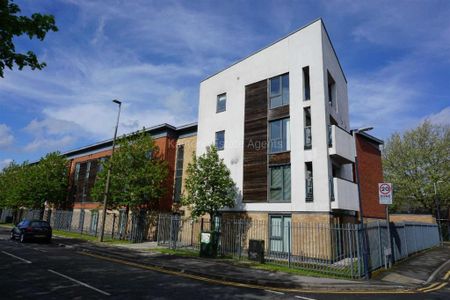 1 bedroom apartment to rent - Photo 4