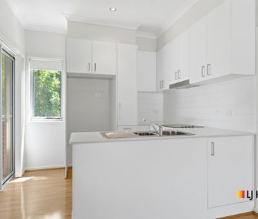 STYLISH HOME IN PERFECT LOCATION - Photo 2