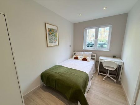 Room in a Shared House, Culvert Road, SW11 - Photo 4