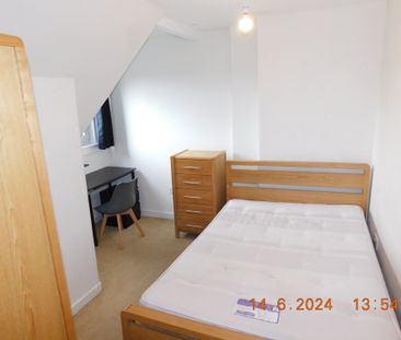 Chesser Avenue, Edinburgh, EH14 1TA - Photo 1