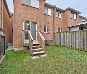 For Lease - 1765 Cobra Crescent, Burlington, Ontario - Photo 3