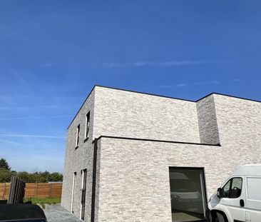 Huis te huur in Zolder voor € 1.300 met 3 slaapkamers - Photo 2