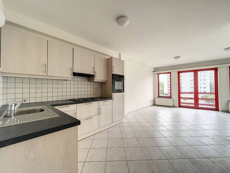 Appartement te huur - Foto 3