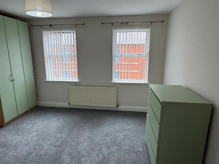 6 Lancasterian Court, Carrickfergus, BT38 7FF - Photo 4