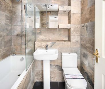 3 bedroom maisonette to rent - Photo 3