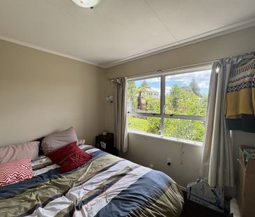 Peaceful Botanical - Photo 2