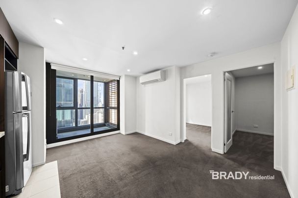 3208/5 Sutherland Street, Melbourne - Photo 1