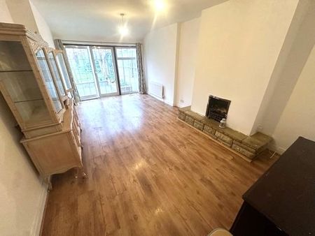 6 bedroom semi-detached house to rent - Photo 2