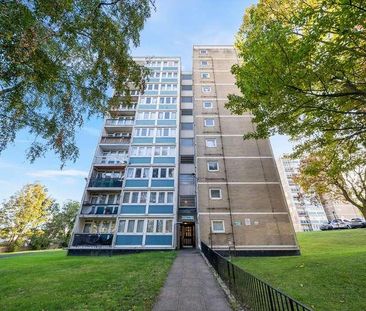 Rowley Gardens, London, N4 - Photo 6