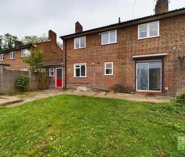 Tuns Lane, Slough, Berkshire, SL1 - Photo 3