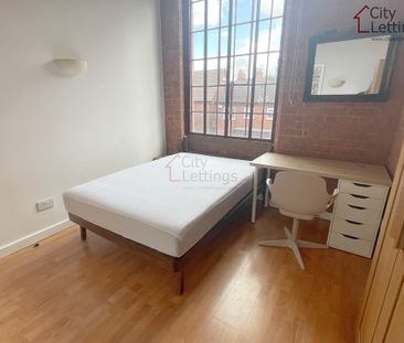 2 Bedroom Apartment - Photo 2