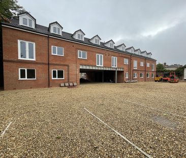 2 bedroom flat to rent - Photo 6