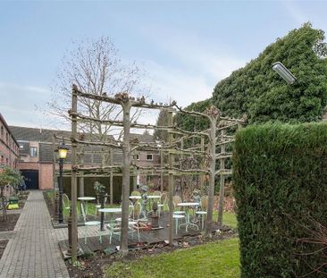 Sympathieke woning in een oase van rust middenin centrum - Foto 1