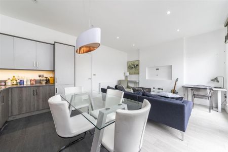 2 bedroom flat to rent - Photo 5