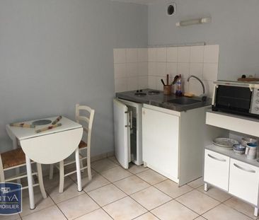 Location Appartement 1 pièce 16m² BOURGES 18000 - Photo 3